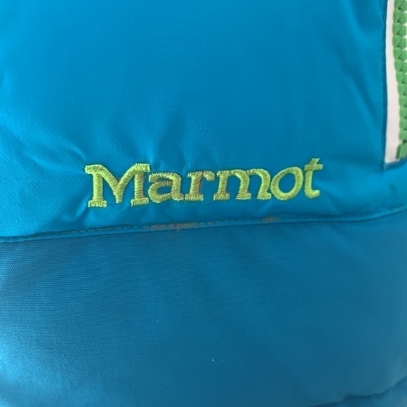 Marmot small turquoise down coat. - Picture 2 of 11